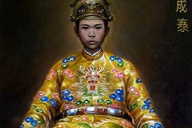 Vi vua Trieu Nguyen san sang giuong sung ban de cho dan... xem?