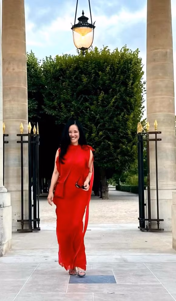 Cuộc sống 'nhà giàu' của Diva Hồng Nhung và hai con ở Pháp - Hình 2 Cuoc song 'nha giau' cua Diva Hong Nhung va hai con o Phap-Hinh-2