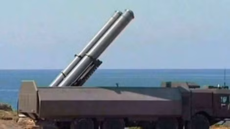 Bệ phóng tên lửa Yakhont trong hệ thống phòng thủ bờ biển Bastion-P của Syria.
