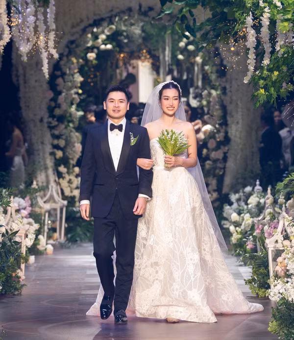 Hôn nhân của Đỗ Mỹ Linh sau 4 tháng làm dâu "hào môn" - Hình 2 Hon nhan cua Do My Linh sau 4 thang lam dau