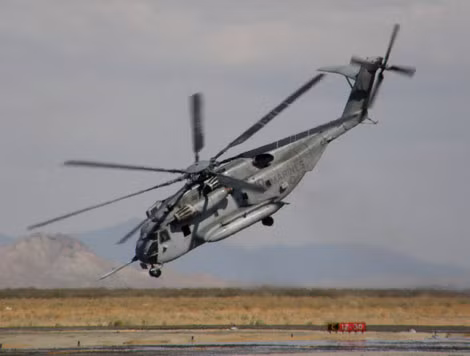 Trực thăng hạng nặng CH-53.