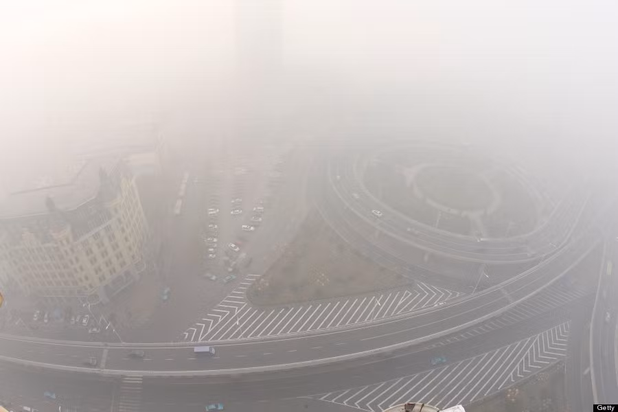 Tuy nhiên, Cáp Nhĩ Tân không phải là thành phố duy nhất ở Trung Quốc đang đối mặt với vấn nạn ô nhiễm không khí vô cùng nghiêm trọng và đáng ngại.