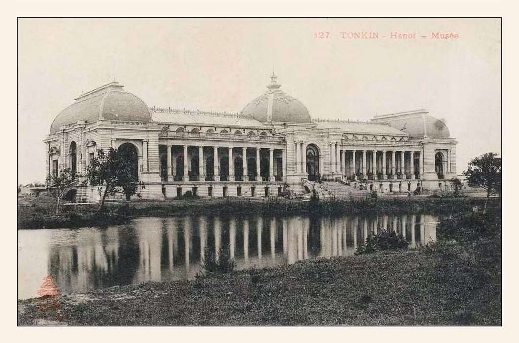 Nhân dịp khánh thành tòa nhà, vào ngày 16/11/1902, một cuộc triển lãm mang tầm vóc quốc tế với sự tham dự của nhiều quốc gia. Cuộc triển lãm này còn được gọi là hội chợ đấu xảo. Ảnh tư liệu.