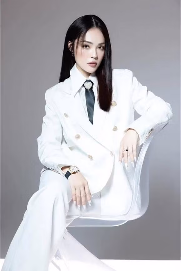 Dương Cẩm Lynh chia sẻ biến cố cuộc sống - Hình 2 Duong Cam Lynh chia se bien co cuoc song-Hinh-2