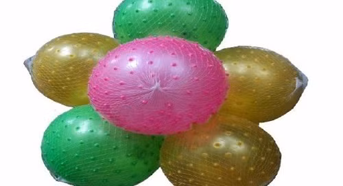 Bóng hơi: Đầu năm 2014, Chi cục Quản lý chất lượng sản phẩm hàng hóa miền Nam đã có thông báo về sản phẩm bóng hơi chứa chất phthalate vượt mức cho phép hàng trăm lần. Tất cả sản phẩm này đều do Trung Quốc sản xuất.