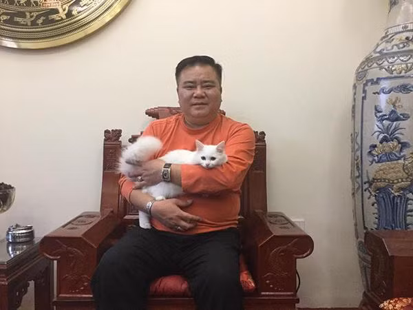 Trong sự nghiệp của mình, NSND Quốc Trượng đoạt nhiều thành tích nổi bật như: HCV Hội diễn sân khấu chuyên nghiệp toàn quốc năm 1990, giải Nghệ sĩ xuất sắc tại cuộc thi Tài năng trẻ sân khấu toàn quốc năm 1991, HCV Liên hoan các trích đoạn chèo hay toàn quốc năm 1993…