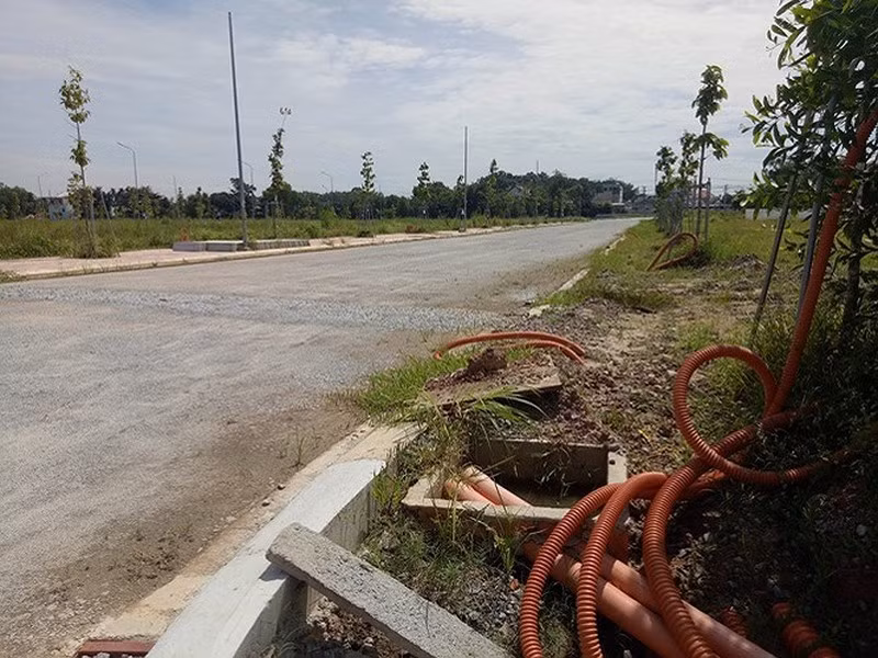 Phan lo ban nen hon 7.000m2 dat cong o Binh Duong: Cty Thuan Loi bat tay don vi nao?