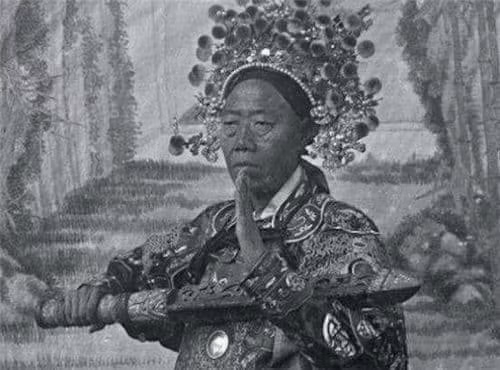 Mở mộ thái giám nhà Thanh Lý Liên Anh, rùng mình thấy cảnh này - Hình 4 Mo mo thai giam nha Thanh Ly Lien Anh, rung minh thay canh nay-Hinh-4