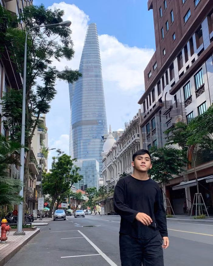 Chi gap 7 lan tien de bay tu Ha Noi vao TP.HCM sau dich-Hinh-4