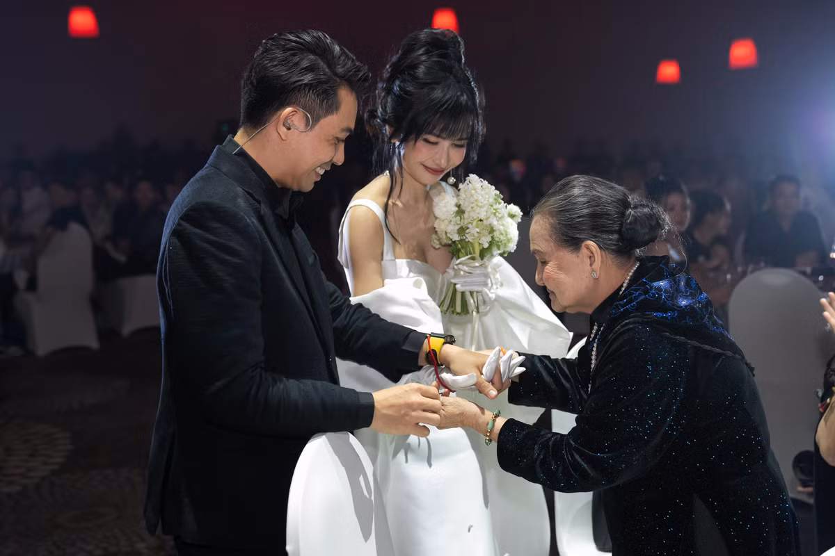 Dai gia Minh Nhua: chung ta chi nen thay doi ban than-Hinh-6