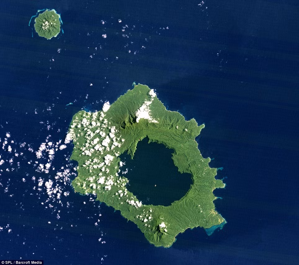 Long, Papa New Guinea.