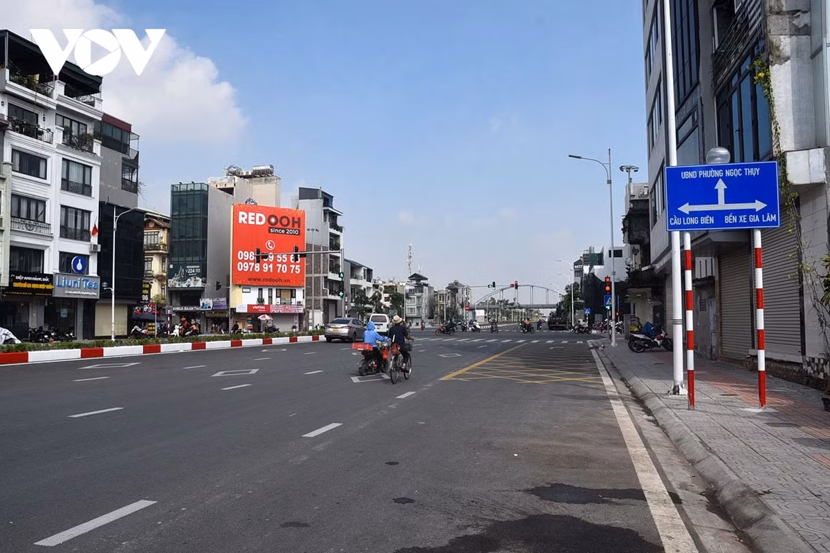 Tuyến đường dài 1,5km, mặt cắt ngang 40m với 6 làn xe đến nay đã hoàn thành, dự kiến khánh thành vào dịp kỷ niệm 70 năm giải phóng Thủ đô (10/10/1954-10/10/2024).