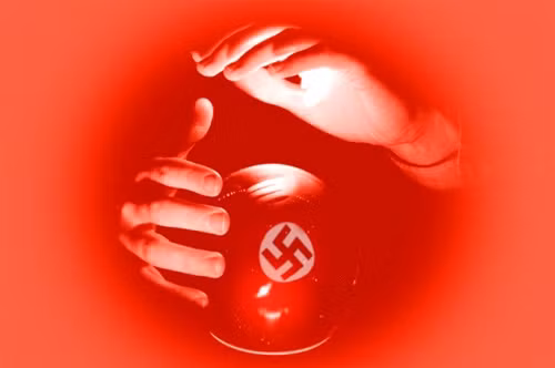 2. Sử dụng sức mạnh siêu nhiên: Hitler không chỉ nổi tiếng bởi sự tàn bạo mà còn được biết đến như một kẻ cuồng tín. Hắn tin vào sự tồn tại của sức mạnh siêu nhiên. Vì thế Hitler đã chiêu mộ một số người có khả năng đặc biệt như một bác sĩ tên là Eugen vì Hitler tin rằng Eugen có khả năng cảm nhận được người Do thái ngay cả khi họ đứng lẫn trong đám đông.