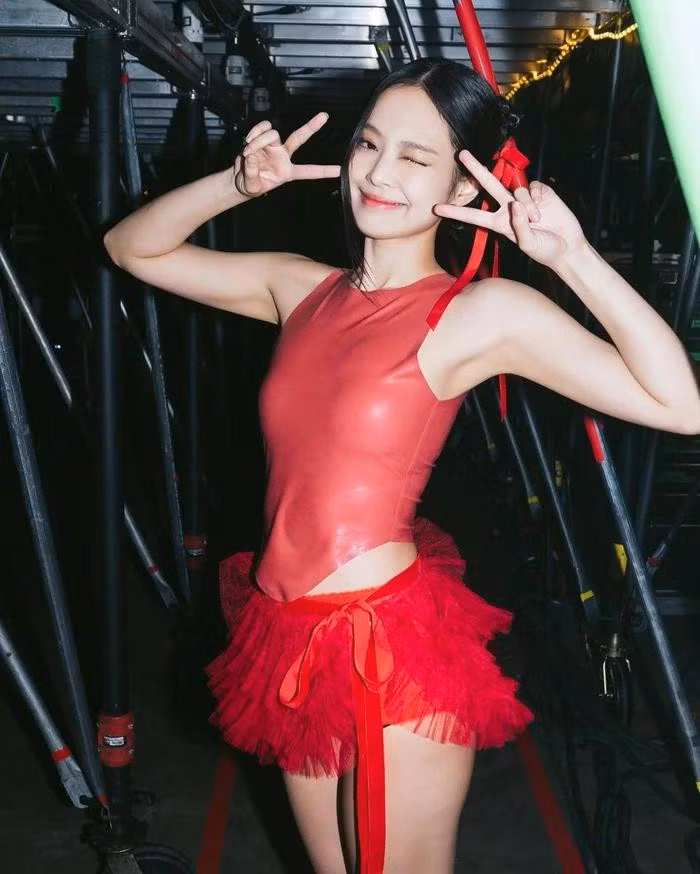 Vì sao Jennie bị ghét nhất BLACKPINK? - Hình 9 Vi sao Jennie bi ghet nhat BLACKPINK?-Hinh-9
