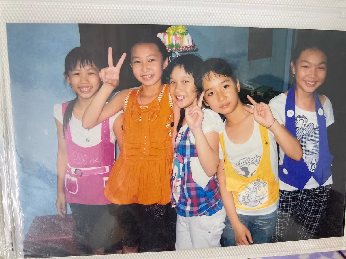 Doi ban than 15 nam cung len Da Lat chup anh cuoi-Hinh-5