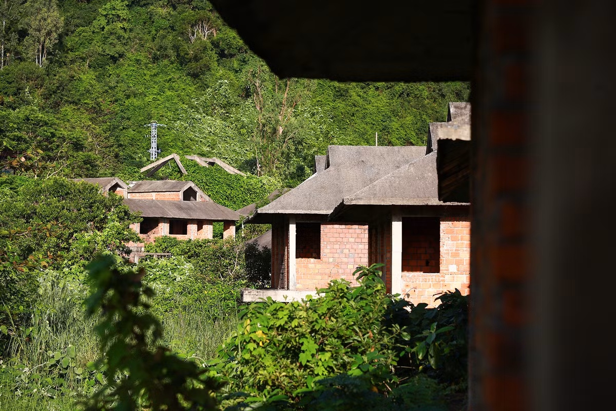 Hang loat biet thu, resort bo hoang o ven bien Da Nang-Hinh-5