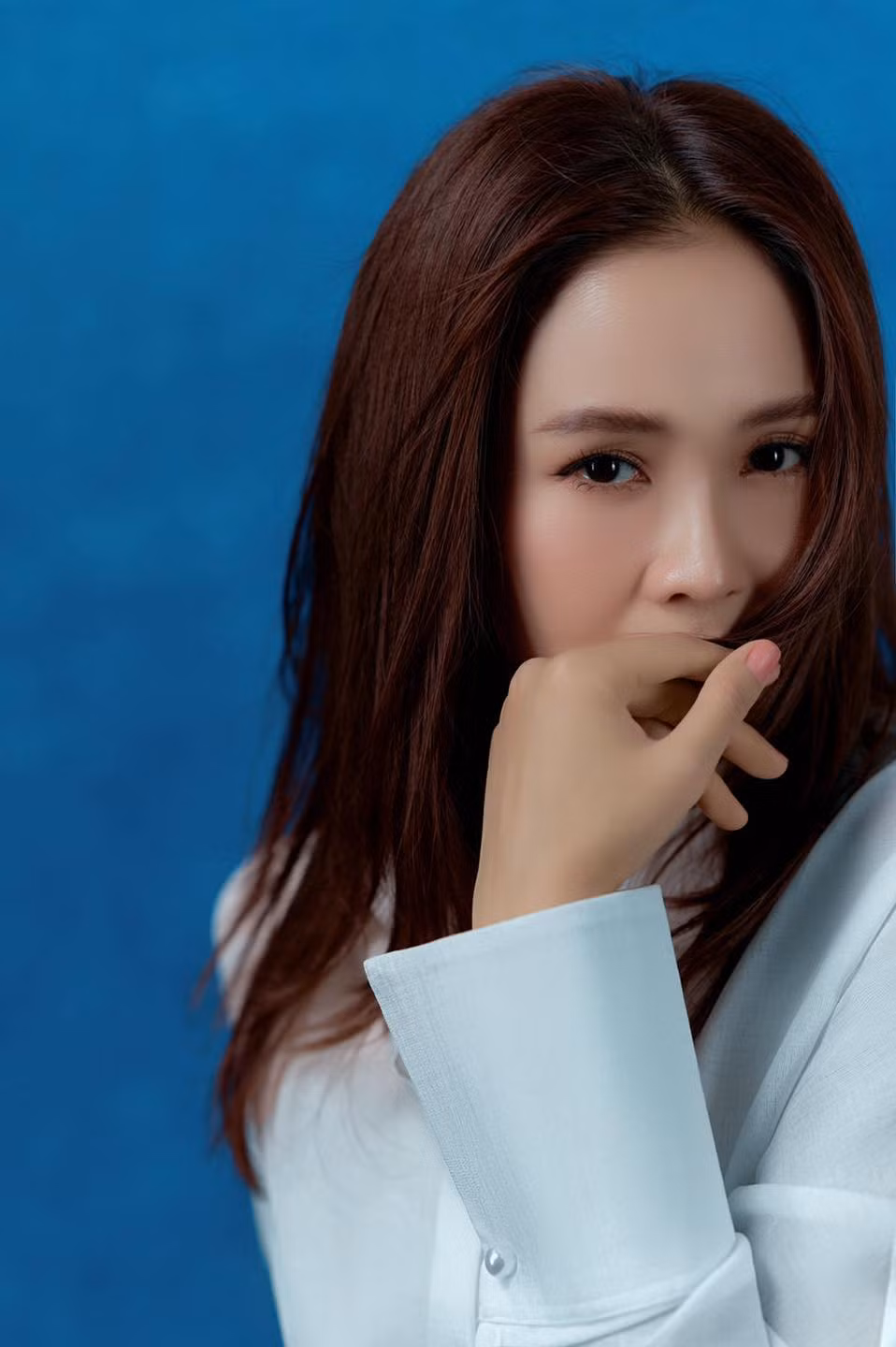 Hong Diem ngoai doi hap dan gap boi tren phim-Hinh-16