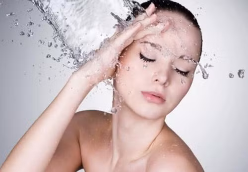 Một điều hết sức quan trọng đó là cần phòng bệnh cho da trong thời tiết lạnh.