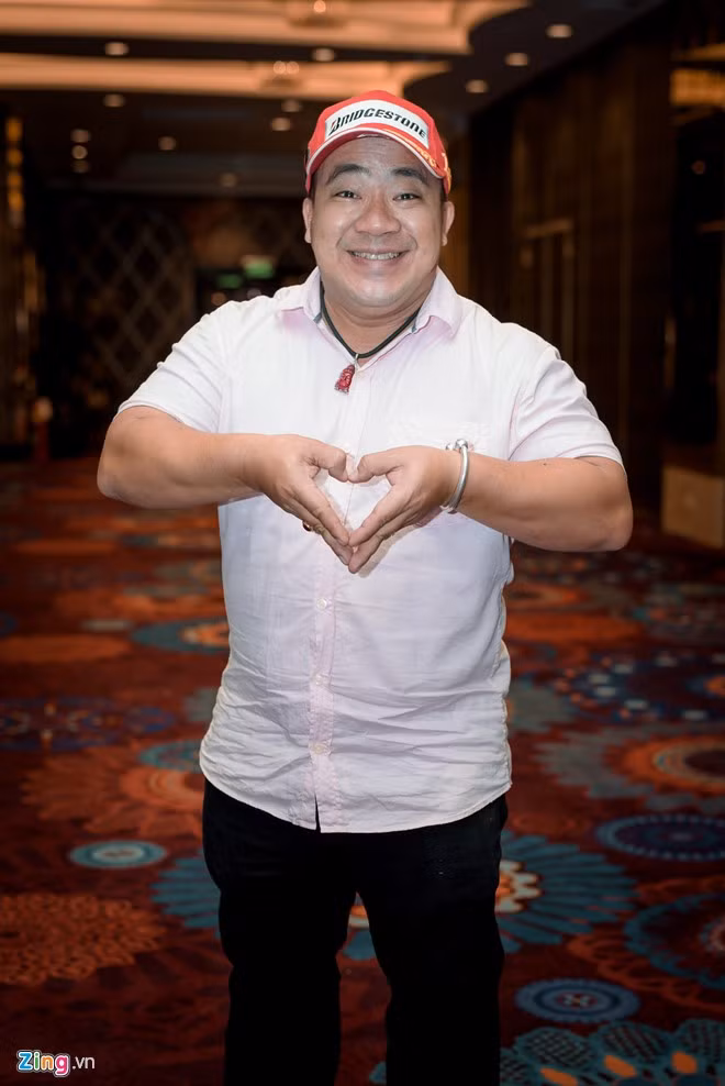 Hiếu Hiền: "Sống bằng việc chạy show cưới hỏi, thôi nôi" Hieu Hien: