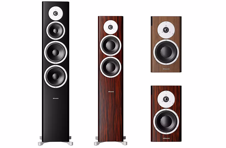 DYNAUDIO FOCUS XD: Chính thức được giới thiệu lần đầu tiên tại Hong Kong AV Show 2014, Dynaudio Focus XD kể từ khi ra mắt đã tạo nên một tiêu chuẩn mới cho phân khúc loa không dây tích hợp ampli. Điểm kỹ thuật nổi bật nhất của dòng Focus XD chính là khả năng xử lý hoàn toàn tín hiệu ở tầng digital từ nguồn phát cho đến driver mà không qua các bước chuyển digital sang analog.