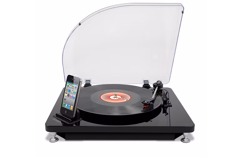 Máy nghe đĩa than này là dành cho các tín đồ audiophile. Chiếc turntable giá rẻ này còn cho phép sao chép nhạc từ đĩa than vào ngay điện thoại. Giá bán trên Amazon là 72,05 đô.