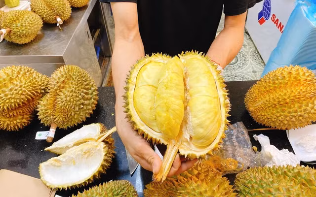 Nguoi trong sau rieng lau nam mach: Qua nay moi beo ngay chin deu, hat lep
