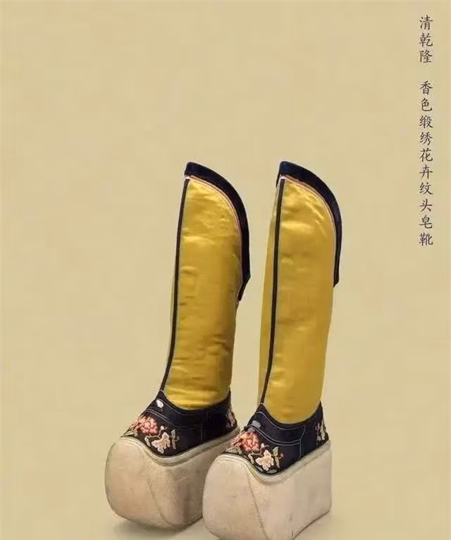 “Tự ti” về chiều cao, Càn Long từng đi giày độn 10cm? - Hình 4 “Tu ti” ve chieu cao, Can Long tung di giay don 10cm?-Hinh-4