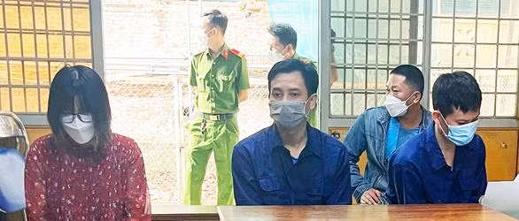 Ke 'khoang' 5 ty trong nha Nhat Kim Anh doi mat 20 nam tu