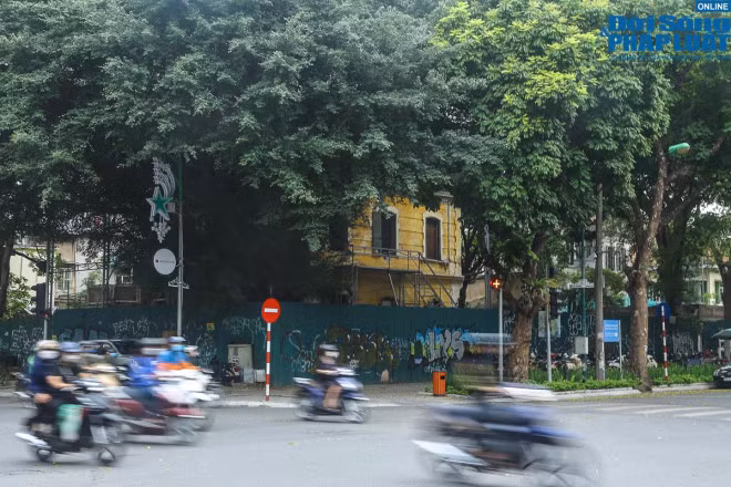 Hiện trạng những biệt thự Pháp cổ trứ danh trong lòng thủ đô Hà Nội Hien trang nhung biet thu Phap co tru danh trong long thu do Ha Noi