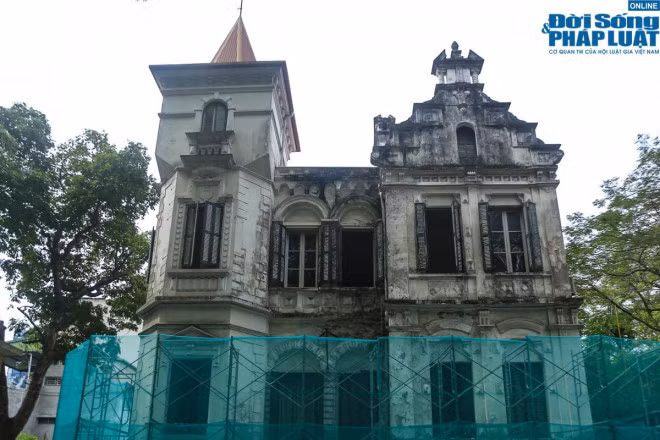 Hiện trạng những biệt thự Pháp cổ trứ danh trong lòng thủ đô Hà Nội - Hình 5 Hien trang nhung biet thu Phap co tru danh trong long thu do Ha Noi-Hinh-5