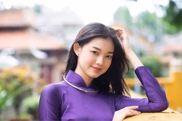 Ve dep trong treo cua nu sinh co ten la nhat Miss World Vietnam-Hinh-6