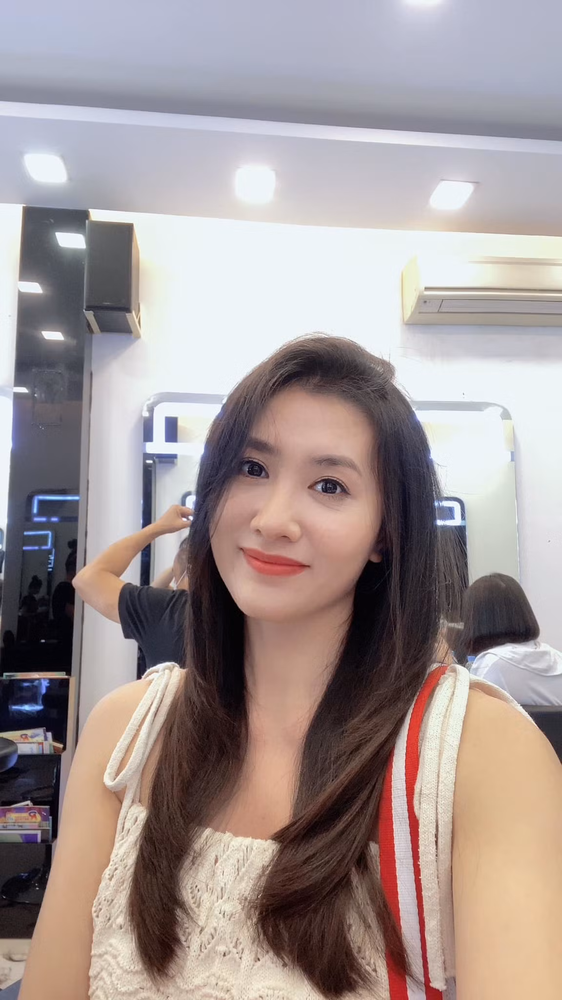 Vẻ tươi trẻ của diễn viên Nguyệt Ánh.