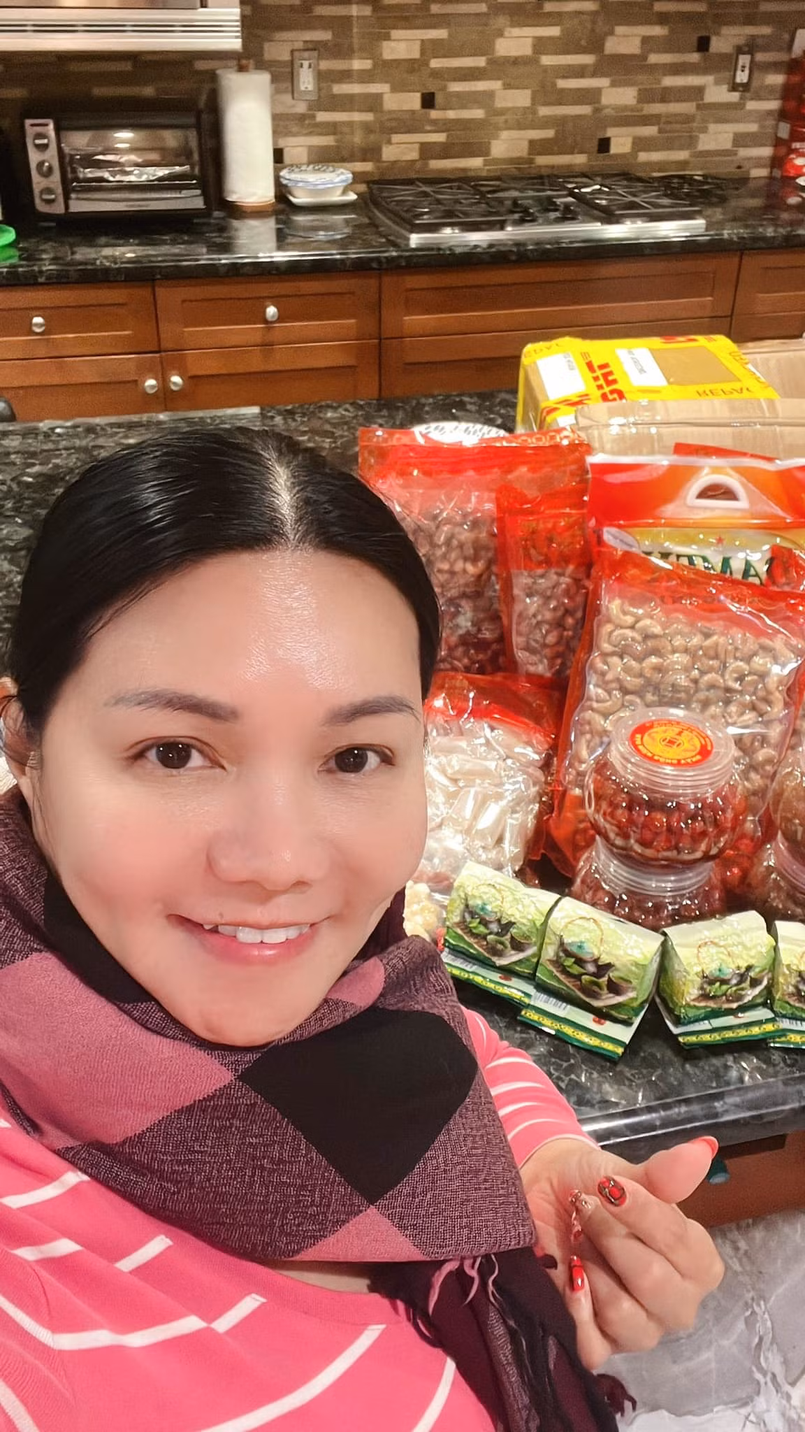 Ngọc Huyền để mặt mộc.