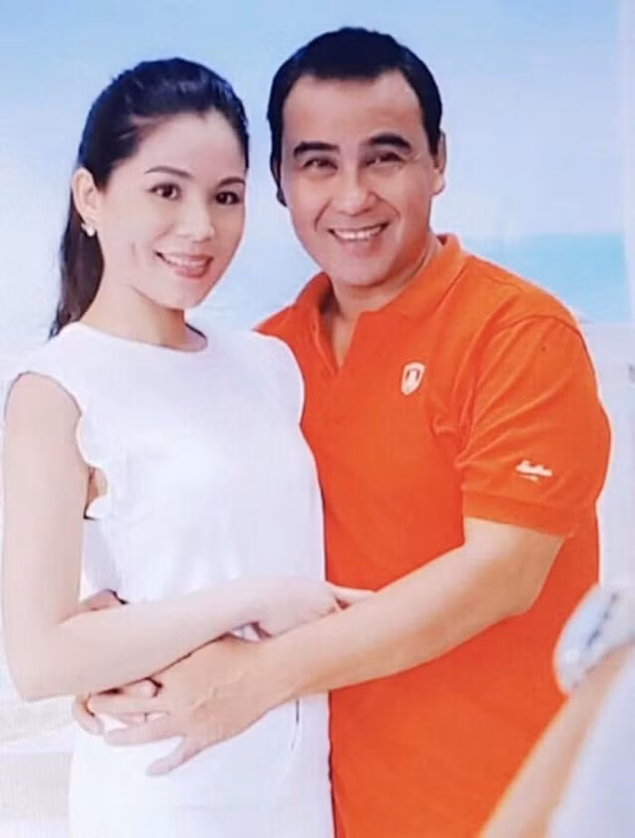 Quyen Linh tiet lo chua lan nao ngu chung giuong voi vo-Hinh-2