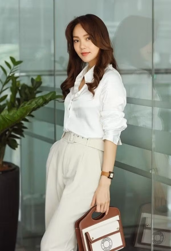 Minh Hang hoa lun, luom thuom vi chon sai quan