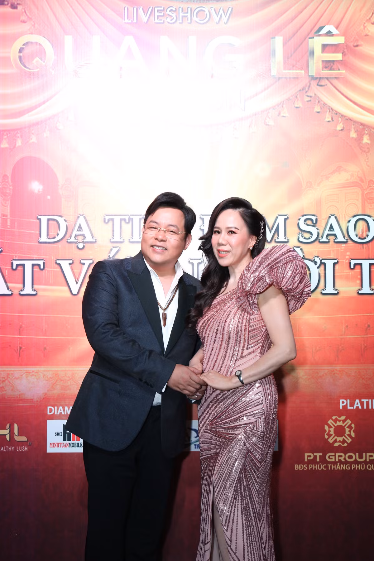 Quang Lê tiết lộ chuyện gãy gánh, vợ cũ có 3 con Quang Le tiet lo chuyen gay ganh, vo cu co 3 con