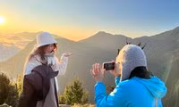 Giới trẻ săn mây, trekking trong rừng nguyên sinh phủ đầy rêu xanh đẹp như cổ tích ở Tà Xùa 01/04/2023 Trương Định