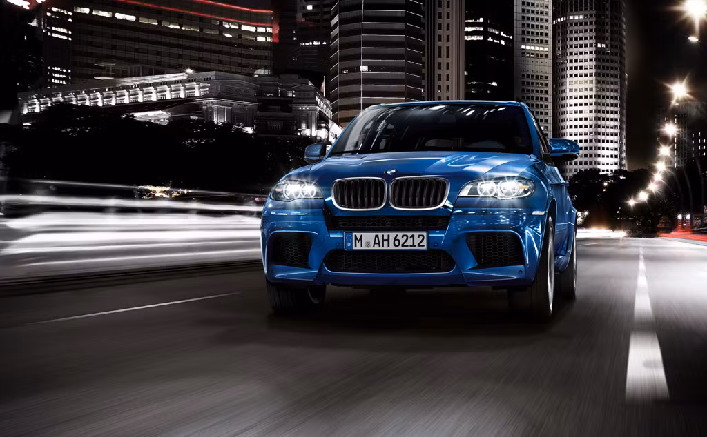Hiện bản X5 hybrid có khả năng sớm xuất hiện trên đường trong vài năm tới. Còn X5 eDrive concep đã ra mắt hồi tháng 9 năm ngoái.