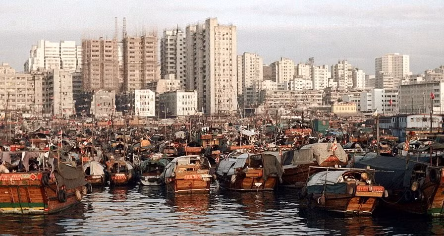 Những tòa nhà cao tầng ở Hong Kong năm 1972.