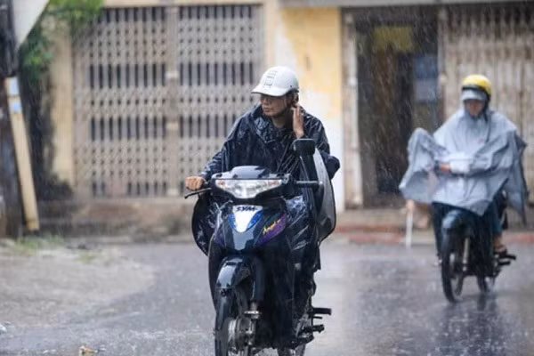 Du bao thoi tiet 25/8, mien Bac hung mua to