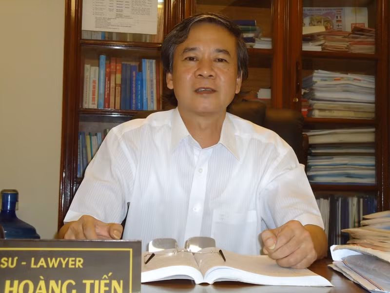 Luật sư Nguyễn Hoàng Tiến.