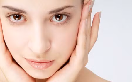 Sử dụng viên nang như thế nào cho hiệu quả? Nên dùng viên nang collagen dạng thủy phân, dùng mỗi ngày. Nên uống trước khi đi ngủ và sau khi ăn 90 phút, khi đó bao tử đói và cơ thể bạn đi vào trạng thái buồn ngủ, đây là trạng thái hoàn hảo nhất trong quá trình cơ thể bạn hấp thu collagen ở điều kiện tốt nhất.