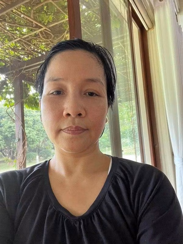 Mặt mộc của diva Mỹ Linh tuổi U50 dưới ống kính Tóc Tiên - Hình 3 Mat moc cua diva My Linh tuoi U50 duoi ong kinh Toc Tien-Hinh-3
