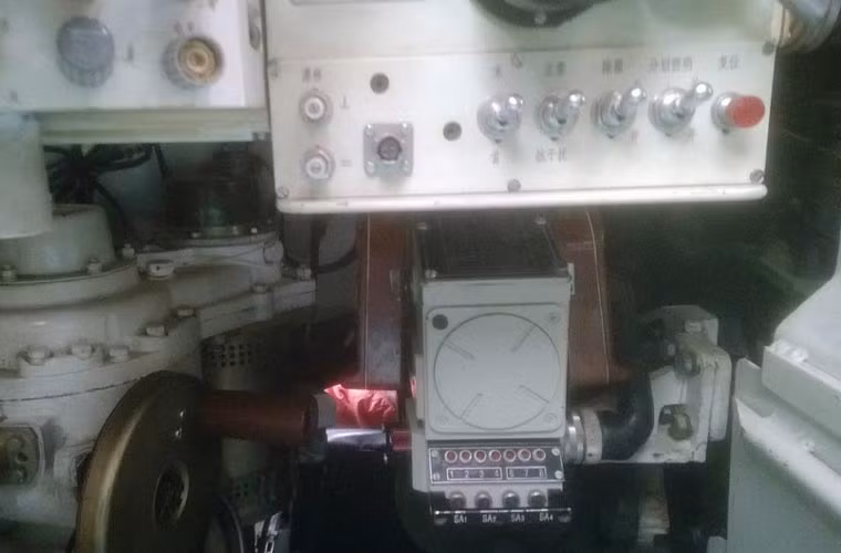 Thiết bị điện tử trên xe tăng Type 96 đã tiến gần hơn đến hệ thống điện tử kỹ thuật số thường thấy trên các xe tăng chiến đấu chủ lực hiện đại của phương Tây.