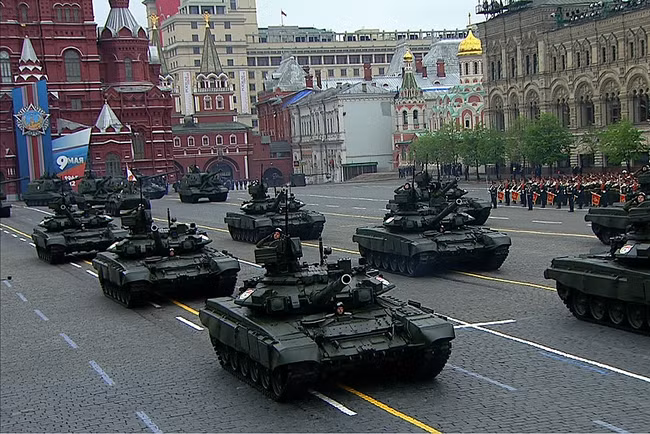 T-90 vẫn là một trong những mẫu xe tăng được trang bị hệ thống giáp chắc chắn như thế giới hiện nay và nó không ngừng được nâng cấp hoàn thiện.