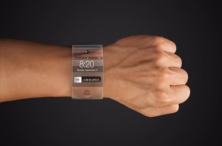 Apple ra mắt iWatch vào quý III và có thể bán được 65 triệu chiếc vào năm 2014. Theo một nguồn tin từ Trung Quốc, iWatch sẽ ra mắt vào quý III/2014. Nó sẽ do Quanta Computer, TPK (Trung Quốc), Richtek(Đài Loan) và Samsung phối hợp sản xuất. iWatch có thể được trang bị nhiều chức năng liên quan đến sức khỏe, hoặc có thể có các cảm ứng chống tia cực tím để đảm bảo bạn không phơi nắng quá lâu.