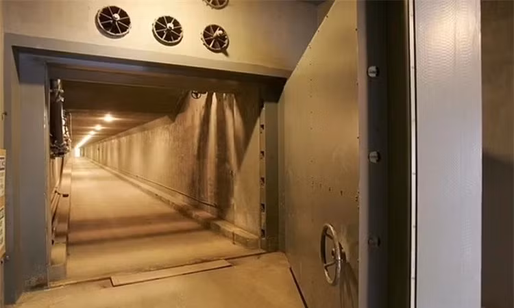 Khám phá hầm trú ẩn dưới lòng đất có sức chứa cả Quốc hội Mỹ - Hình 2 Kham pha ham tru an duoi long dat co suc chua ca Quoc hoi My-Hinh-2