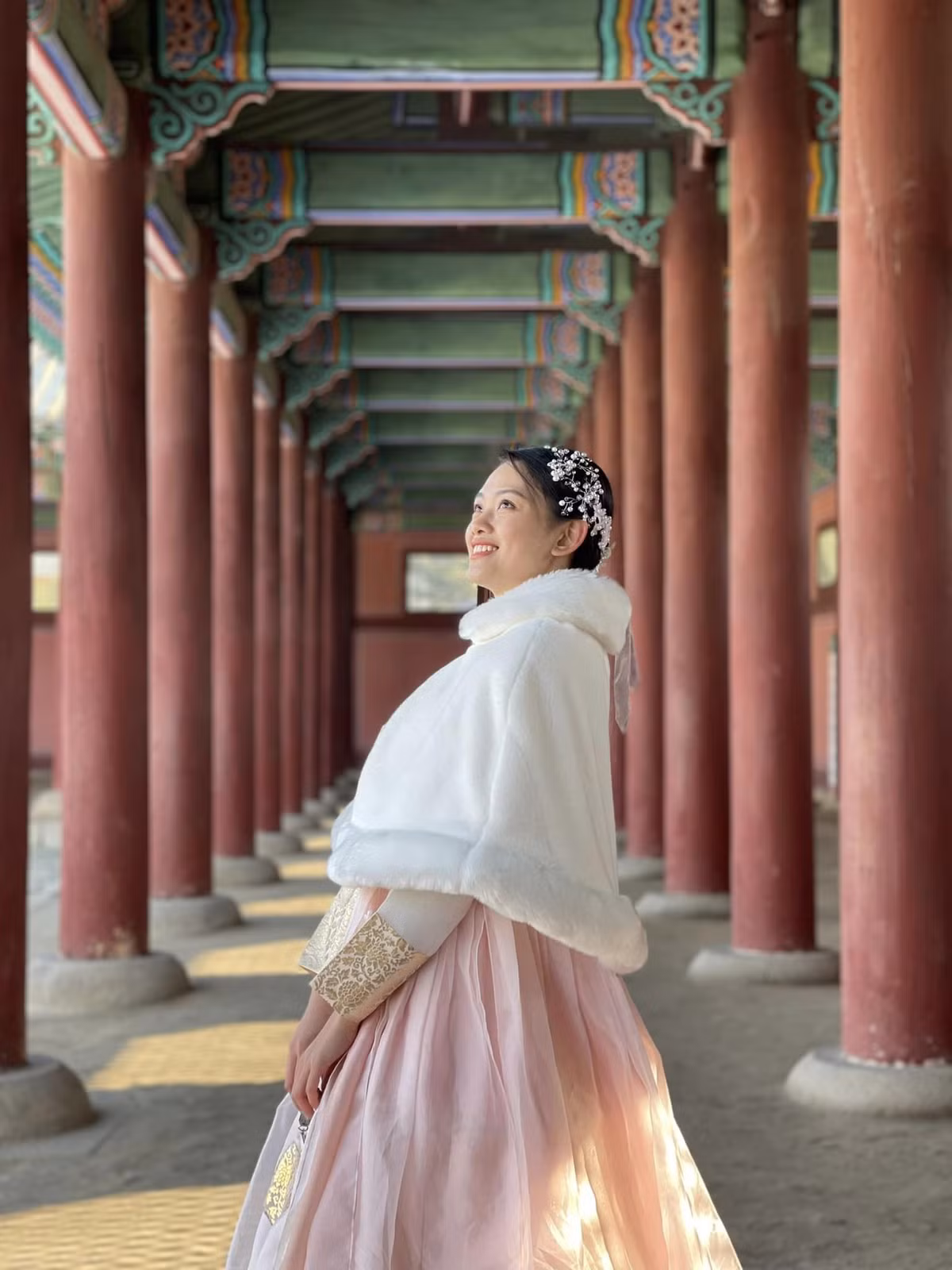 Ngam Hoa khoi bong chuyen Thu Hoai cuc xinh voi ao Hanbok-Hinh-2
