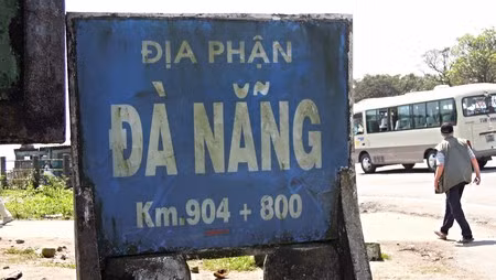 Khách Tây thích thú nói về tiếng Việt - Hình 4 Khach Tay thich thu noi ve tieng Viet-Hinh-4