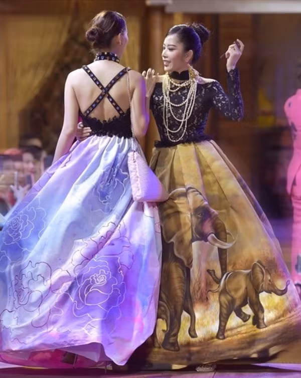 Nam Em và những lần "tạo nét" khi đi catwalk trên sàn diễn - Hình 7 Nam Em va nhung lan